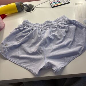 lululemon hotty hots size 4 length 2.5